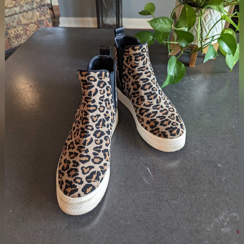 Steve Madden Ditta Wedge High Top Size 7.5
